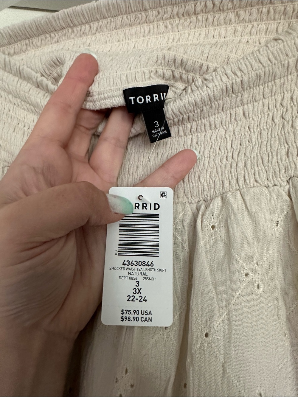 Torrid Eyelet Smocked Waist Tea-Length Skirt, size 3x - Picture 6 of 13